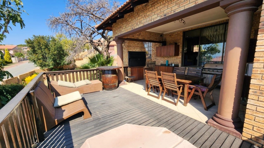 4 Bedroom Property for Sale in Rustenburg North West